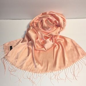 Accessories - wrap with fringe Accessories - wrap with fringe